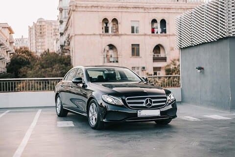 Departure by Private Sedan from Helsinki City to Helsinki Port