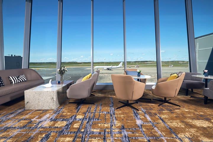 Lounge Bay