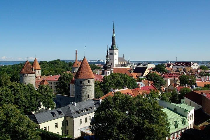 Private Day Trip to Tallinn from Helsinki – Premium Experience