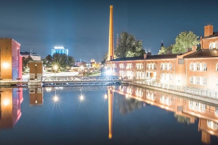 Tampere Private Transfer from Tampere (TMP) Airport to City centre