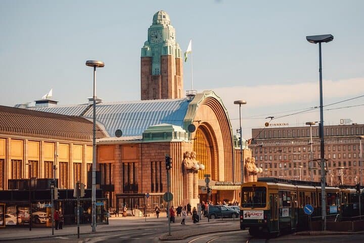 Helsinki Highlight: Visit The Most Popular Spots by Eco-Friendly Transportation