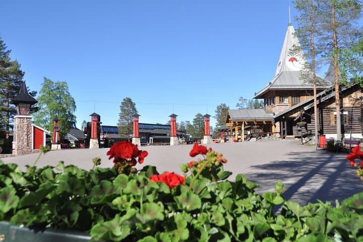 City Tour And Santa Claus Village