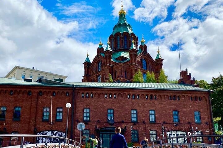 Helsinki Highlight: Visit The Most Popular Spots by Eco-Friendly Transportation