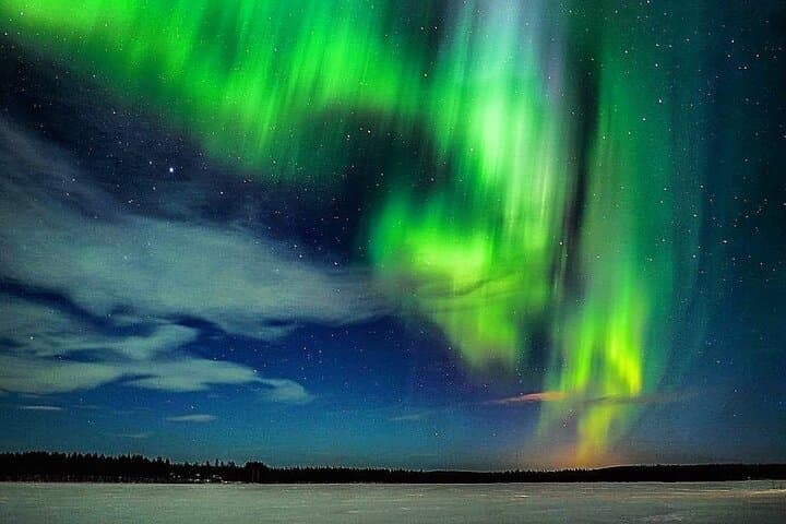 Aurora Hunt and Photography Tour from Rovaniemi