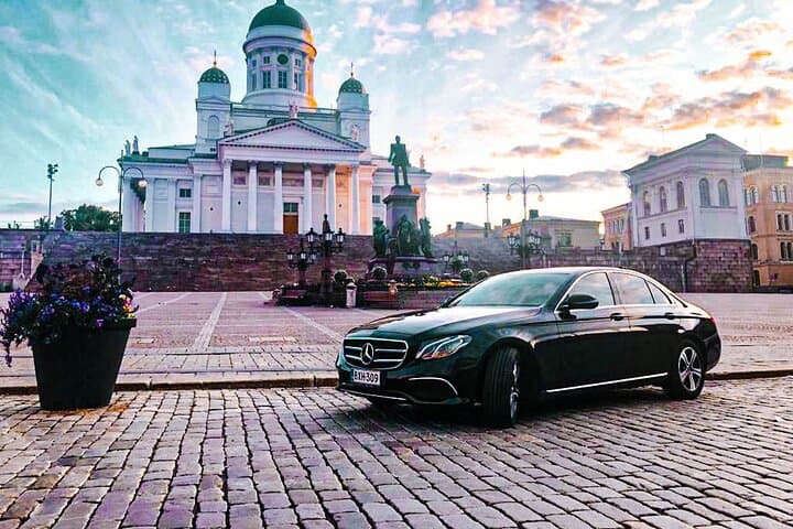 Private guided Helsinki city tour by Premium car