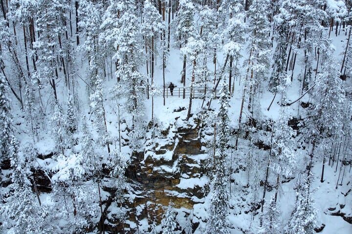 Korouoma Frozen Waterfalls Hiking Tour