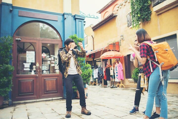 A Beautiful Private Tour of Porvoo’s Streets
