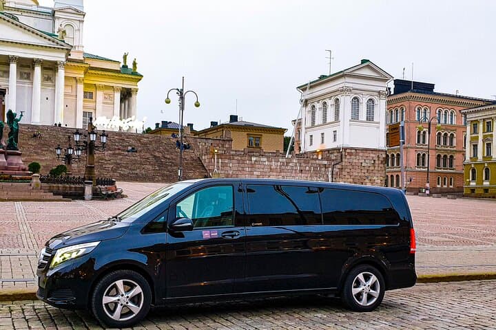 Luxury Return Transfer from Helsinki Airport to Helsinki