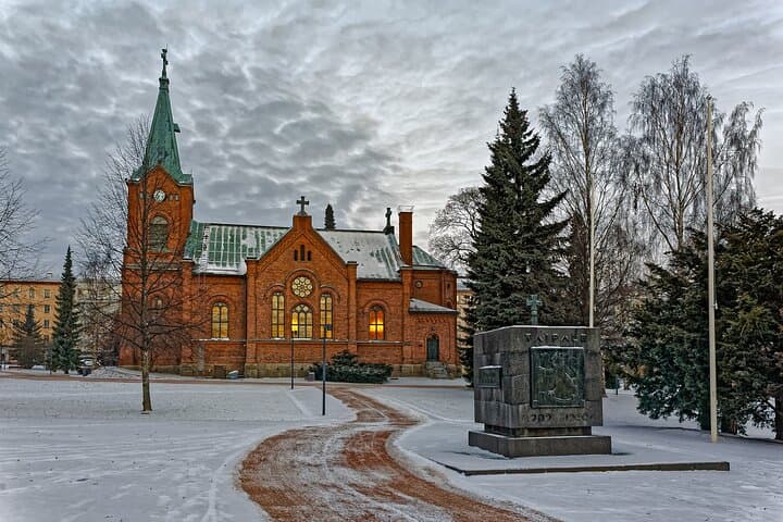 Jyväskylä Christmas Delights Expedition - Private Tour