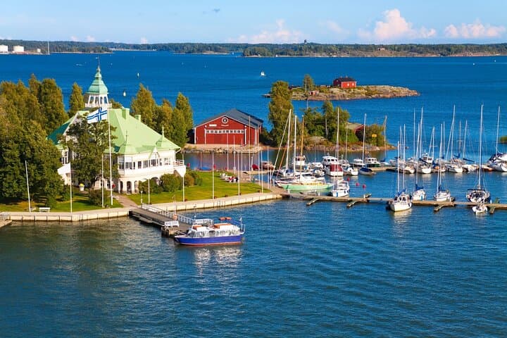 Helsinki Old Town Tour with Archipelago Boat Cruise Tickets