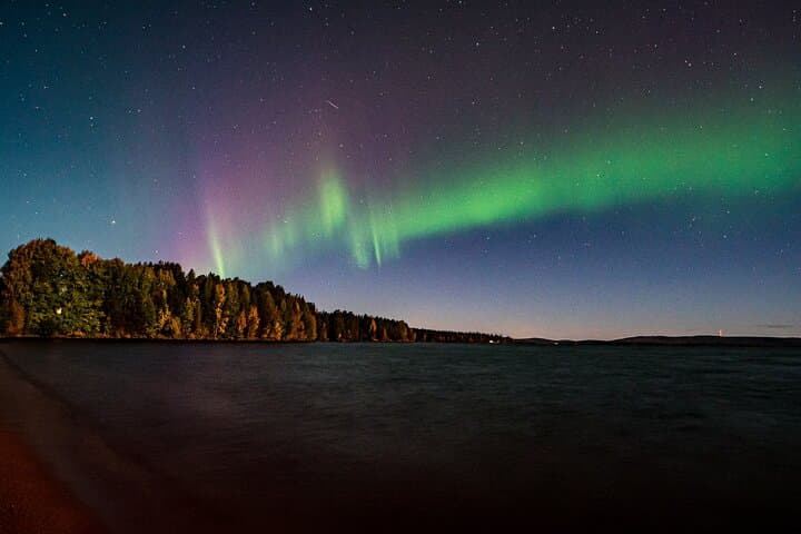 Rovaniemi: Northern Lights Hunting and Photography Tour