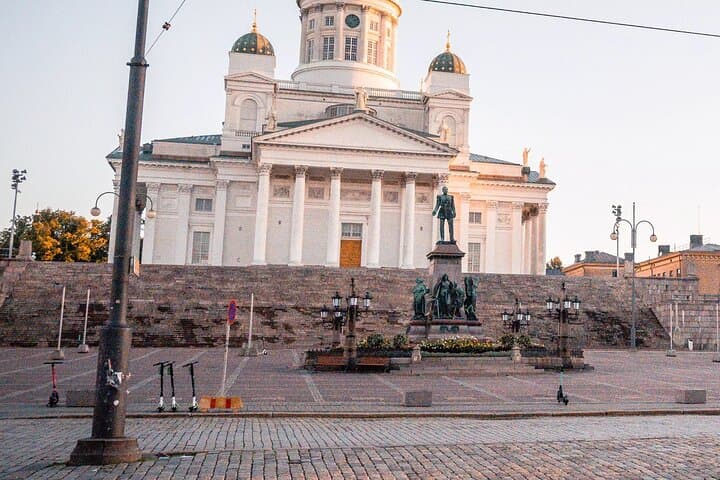 Capital of Contrasts: A Self Guided Audio Tour in Helsinki