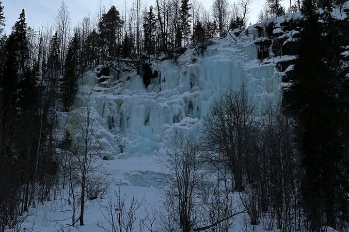 Private Korouoma Canyon Tour, Hiking & Frozen Waterfalls