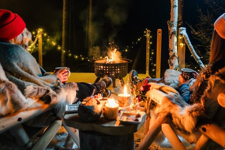 Experience Northern Lights a Traditional Finnish Dinner in Igloo