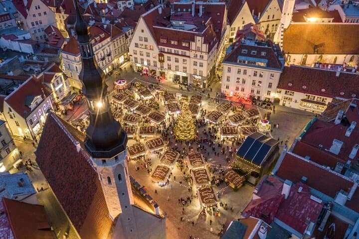 Helsinki to Tallinn History & Heritage Guided Tour with Cruise