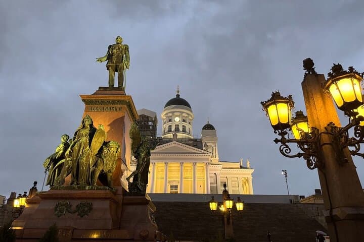 Senate square and Helsinki Cathedral