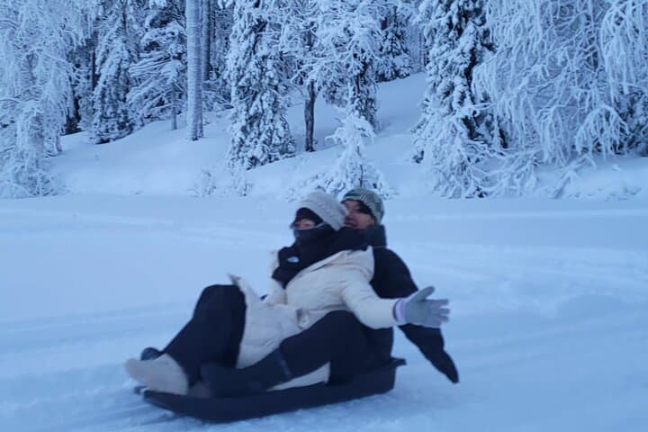 Rovaniemi: Niesikivalo Ice Fishing Adventure with Local Guide 6h