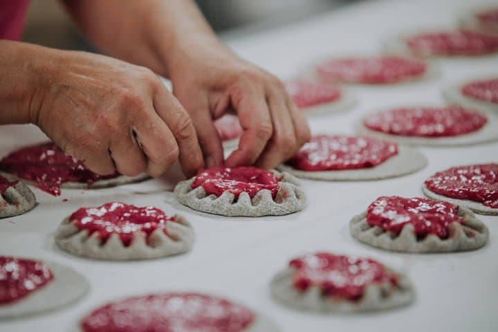 Helsinki: Private Traditional Finnish Cooking Class