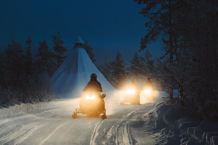 Night Snowmobile Safari, Rovaniemi