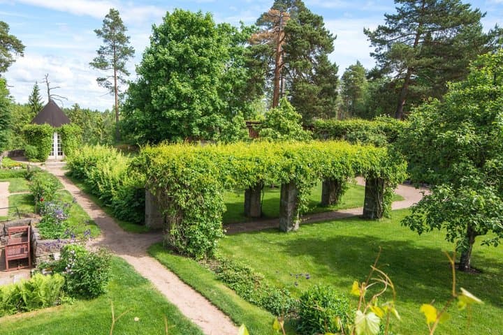 Slow Down the Finnish Way & A Day Trip to Hvitträsk