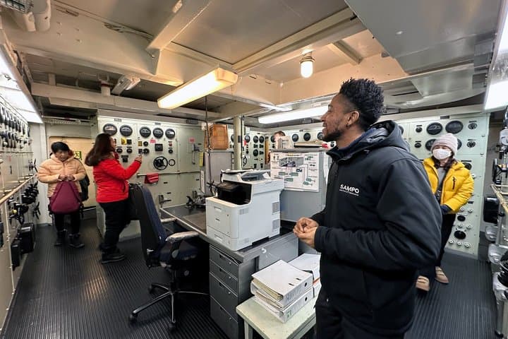 From Kemi: Icebreaker Sampo Cruise with icefloating program