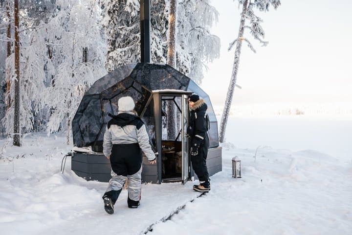 INTO THE WILD: PRIVATE SAFARI & Lunch by the Fire in Glass Igloo*