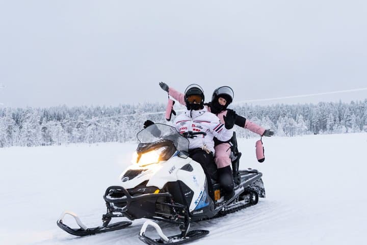 Snowmobile Safari in the Arctic Nature - Rovaniemi