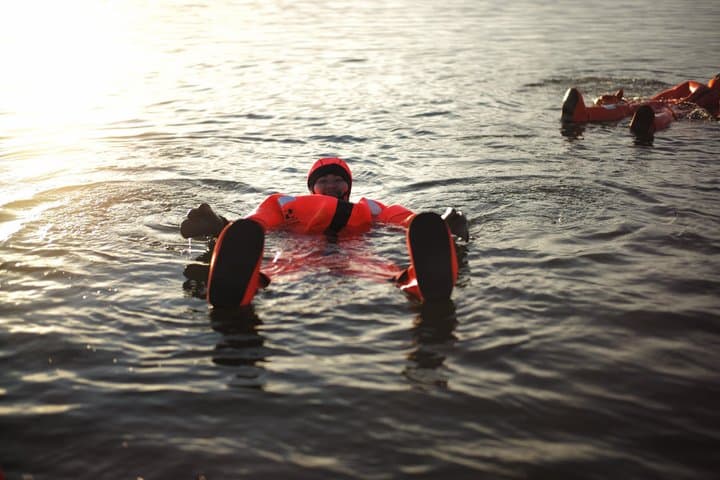 Redrib survival suit experience