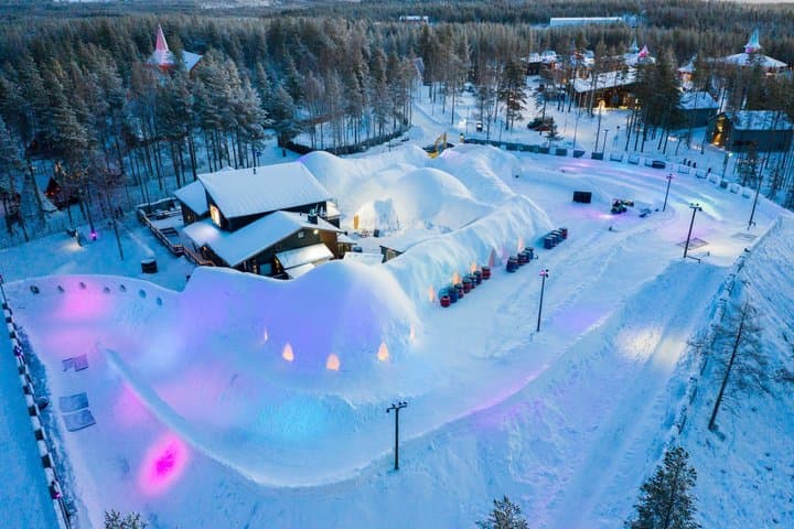 Santa Claus Village: Early Access & Guided Tour of Snowman World