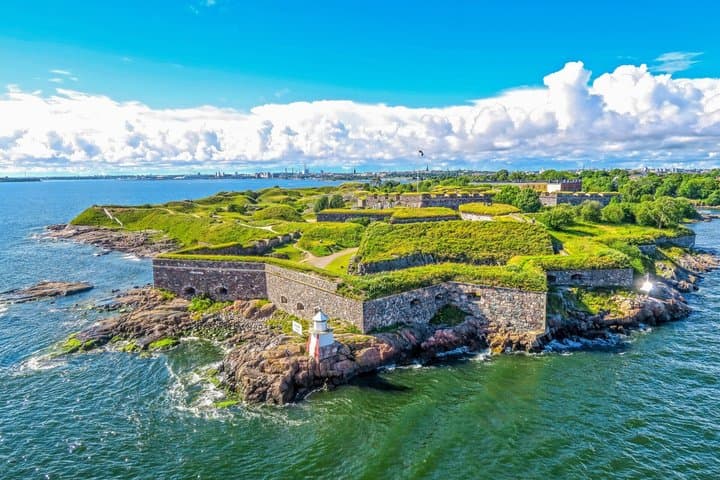 Helsinki Private Guided Family Tour and Boat Cruise Tickets