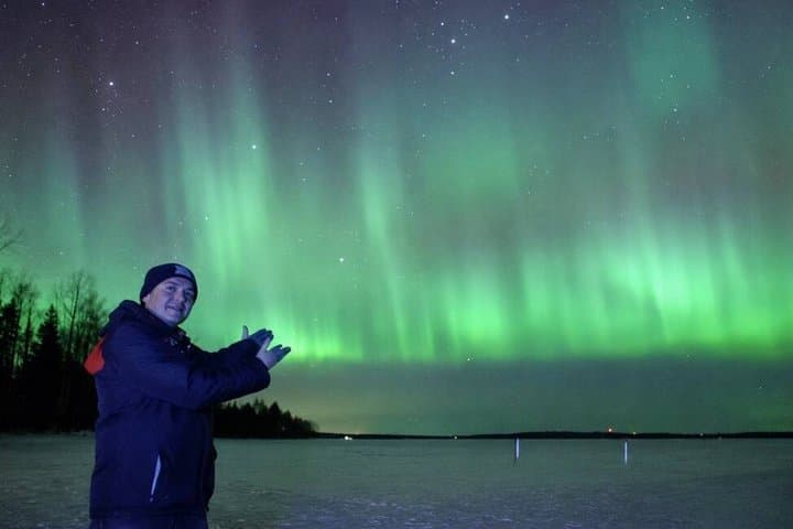 Rovaniemi: Northern Lights Hunting - Small Group & Photography