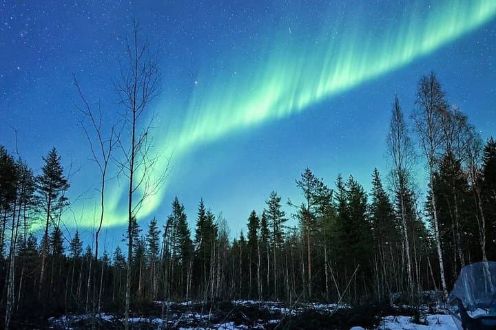 Rovaniemi: Northern Lights Hunting - Small Group & Photography