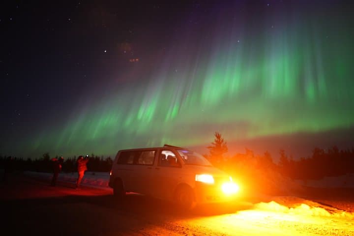 Small Group Northern Lights Hunt – 100% Money-Back + Photos