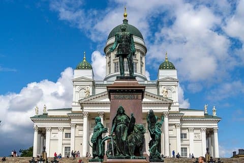 Private Helsinki Walking Tour