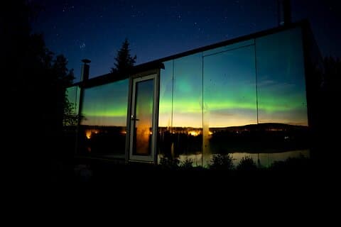 Private Mirror Cabin Dinner and sauna Experience