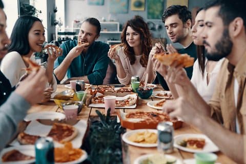 Private Guided Food Tasting and Helsinki Old Town Walking Tour