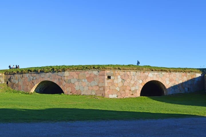 Helsinki and Suomenlinna Sightseeing Tour