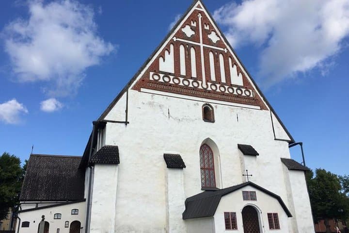 Helsinki Highlight and Porvoo Day Sightseeing Tour
