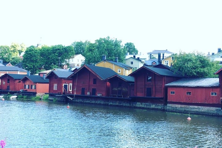 Helsinki Highlight and Porvoo Day Sightseeing Tour