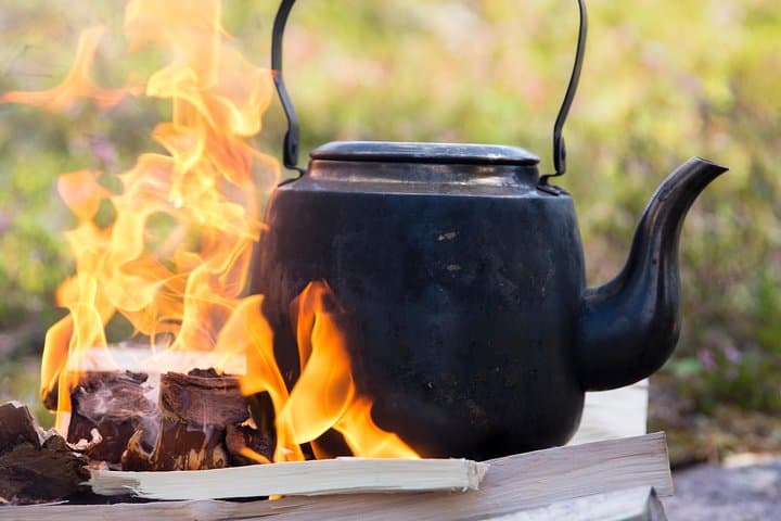 Magic of Nature – Birch bark cup making by a natural spring in Rovaniemi