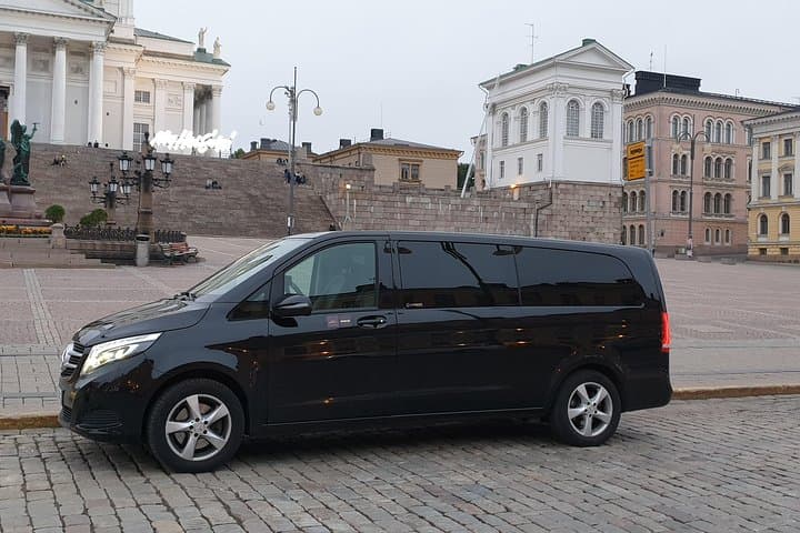 Private sightseeing tour in Helsinki by VIP car 3 hours