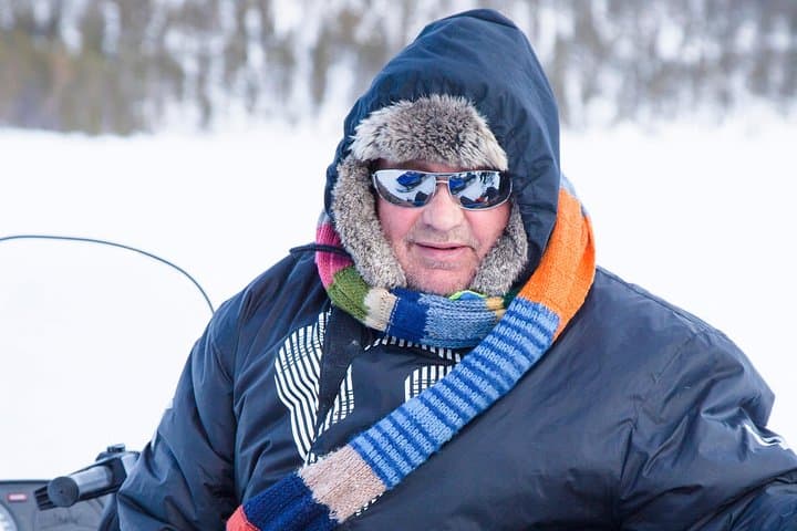 From Kakslauttanen: Ice Fishing Safari to Lake Inari, inc. lunch