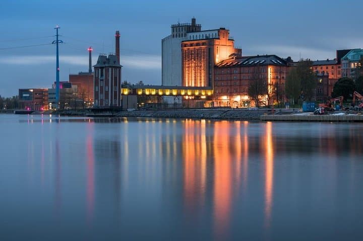 Vaasa Private Transfer from Vaasa (VAA) Airport to City centre