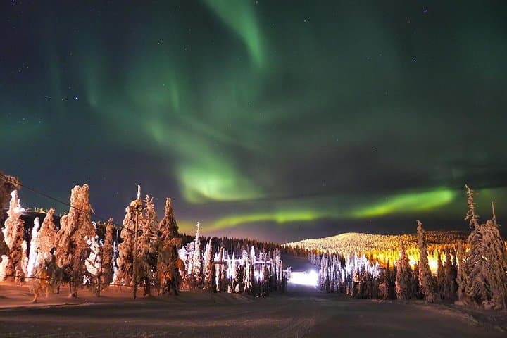 Private 4-hour Northern Lights Tour from Rovaniemi with hotel pick up