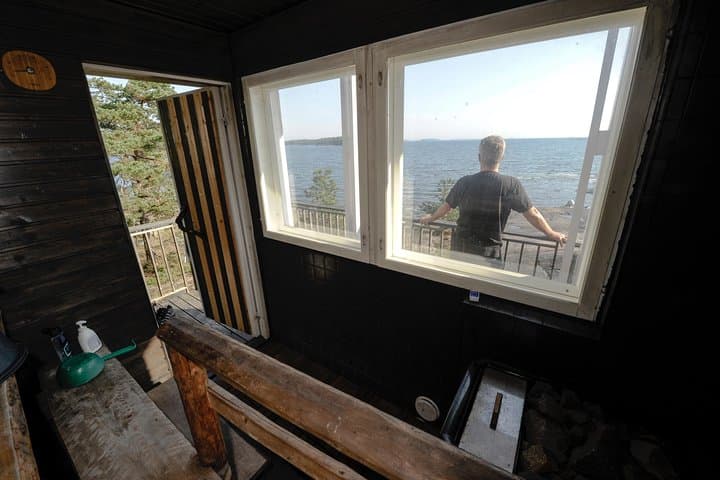 Sauna with view over Helsinki!