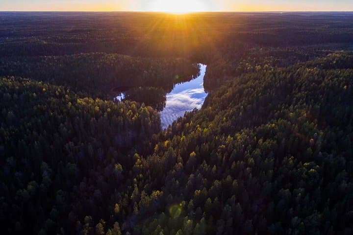 Midnight Sun Photography Tour with Lappish BBQ