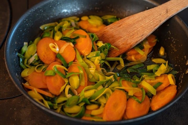Fry vegetables