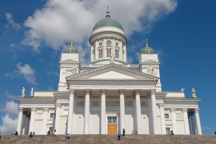 Helsinki Private Walking Tour with a Local