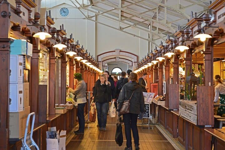 3 Hours Helsinki Stopover Tour from Airport