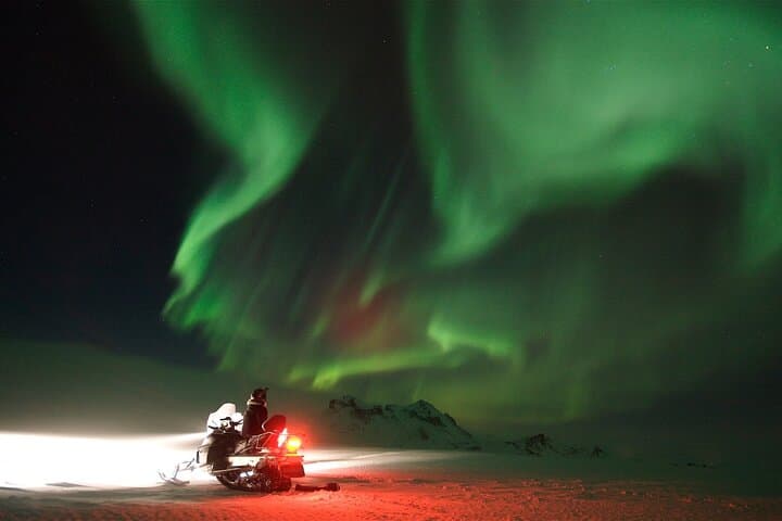 Snowmobile Photography Trip to the Aurora